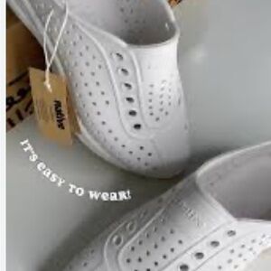 Native Kids Robbie Sneakers - Shell White size J5